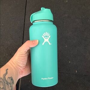 Hydro Flask Aqua Bottle